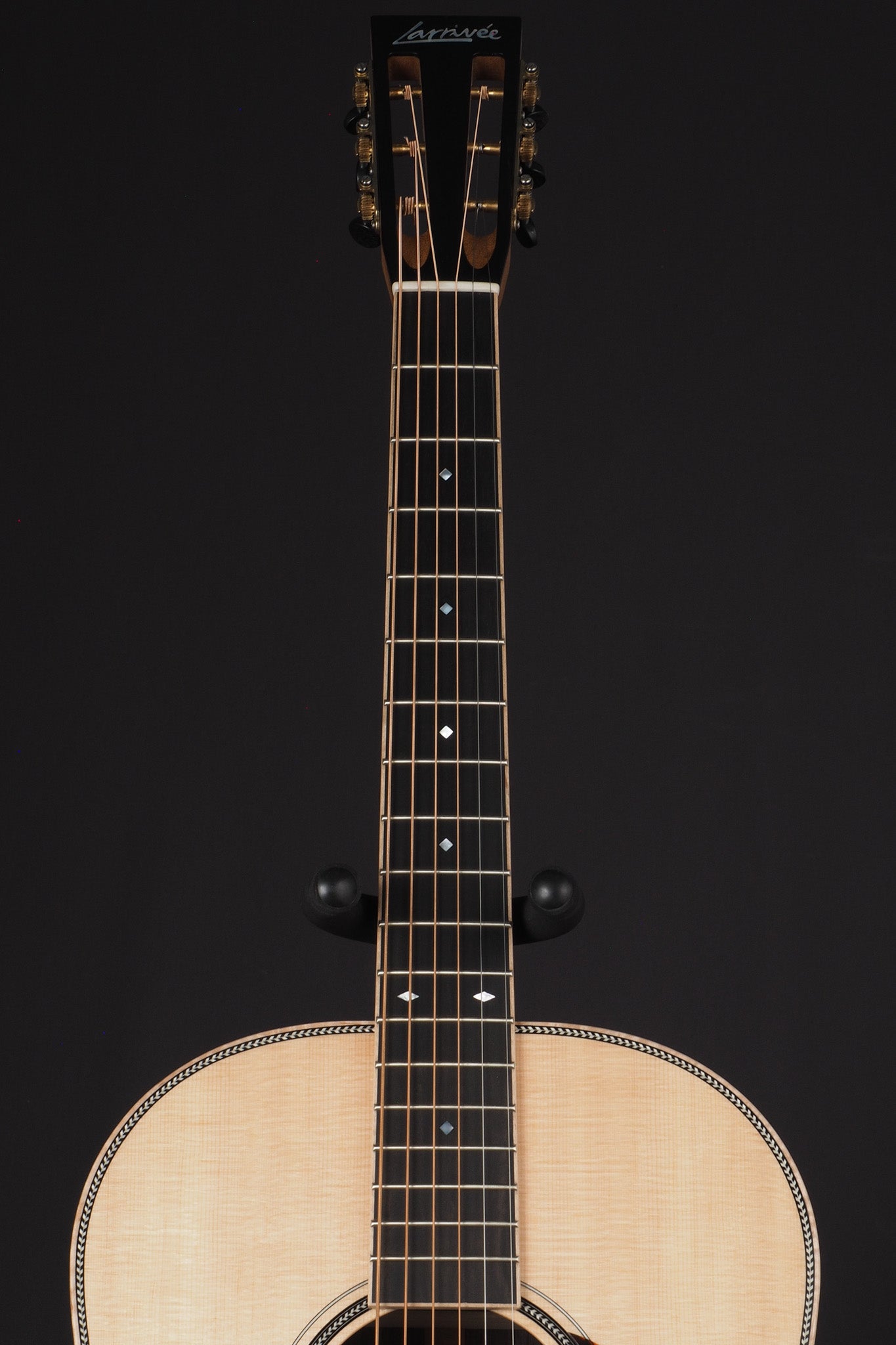 SD-60 -  Natural