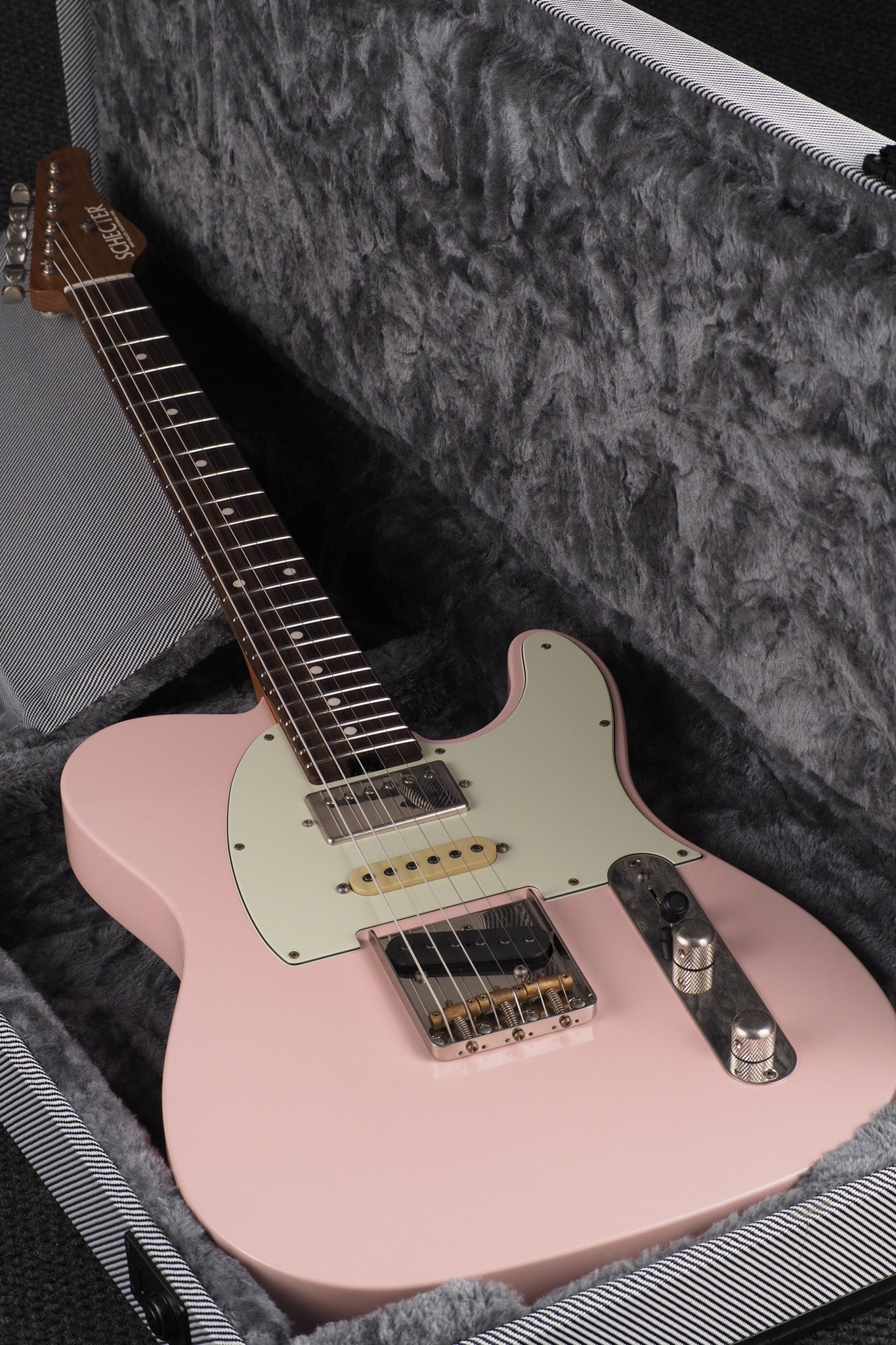 USA PT Wembley Studio -  Shell Pink Aged Nitro