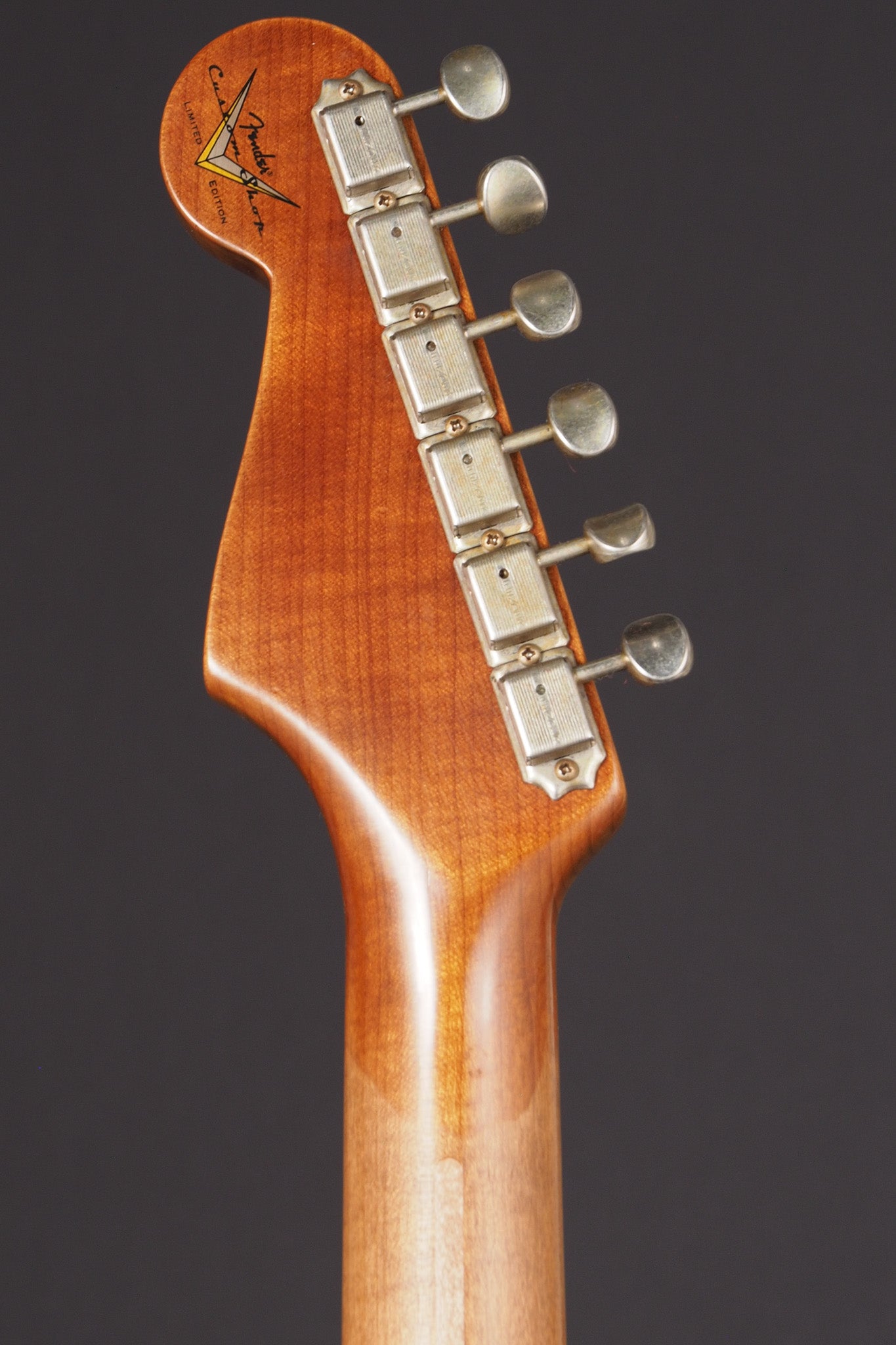'54 Limited Edition Roasted Stratocaster Journeyman Relic - Chocolate Two-Tone Sunburst