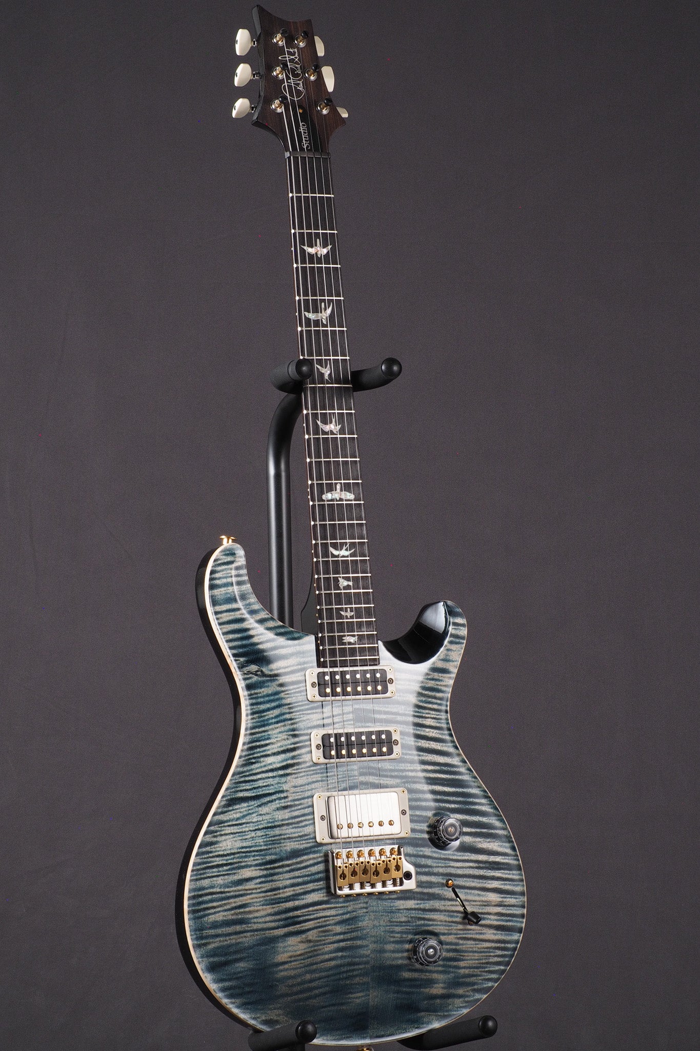 Studio 10 Top - Faded Whale Blue