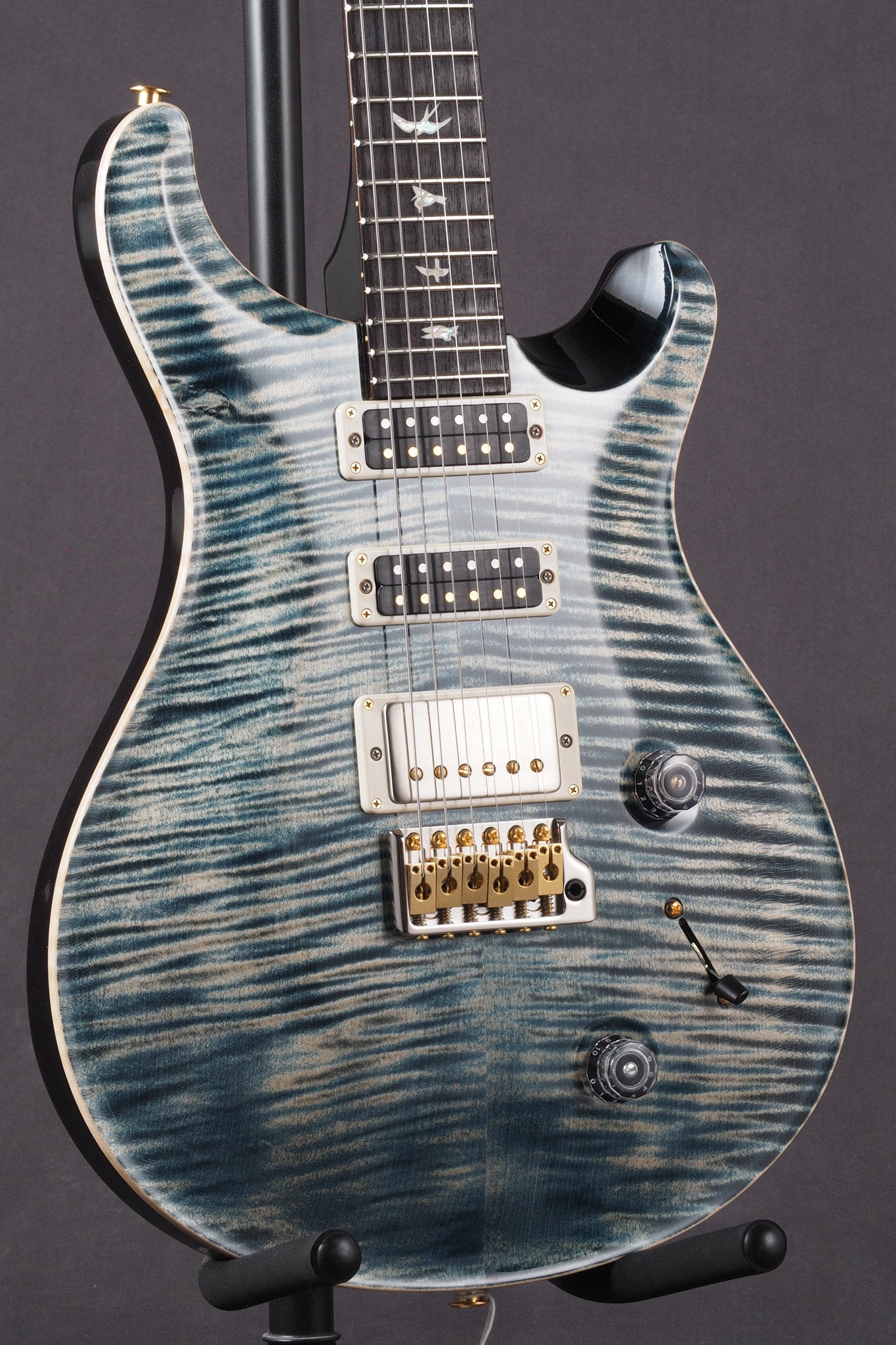 Studio 10 Top - Faded Whale Blue