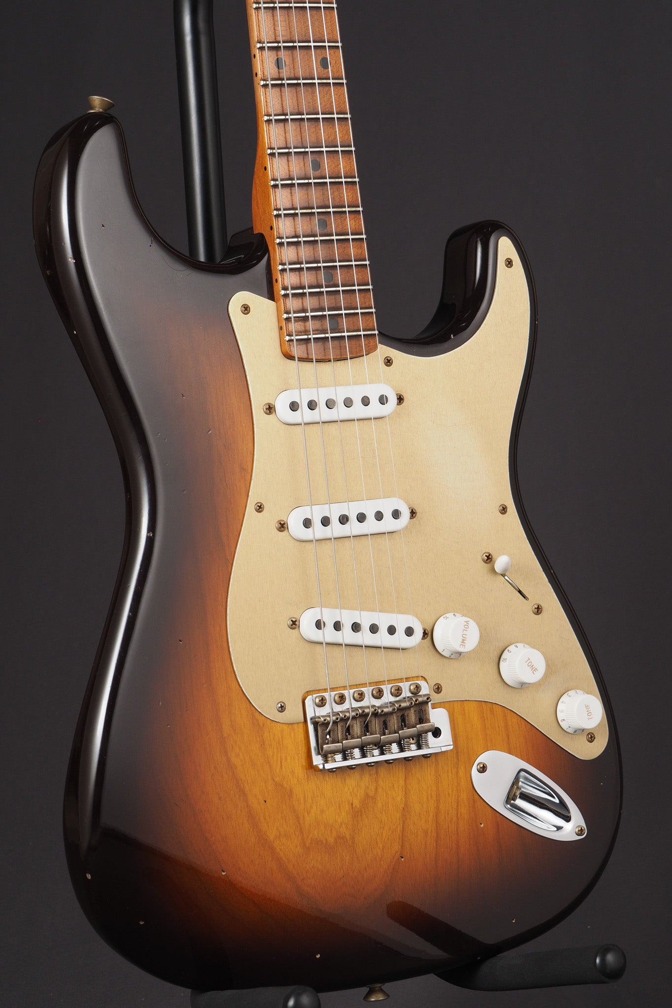 '54 Limited Edition Roasted Stratocaster Journeyman Relic - Chocolate Two-Tone Sunburst