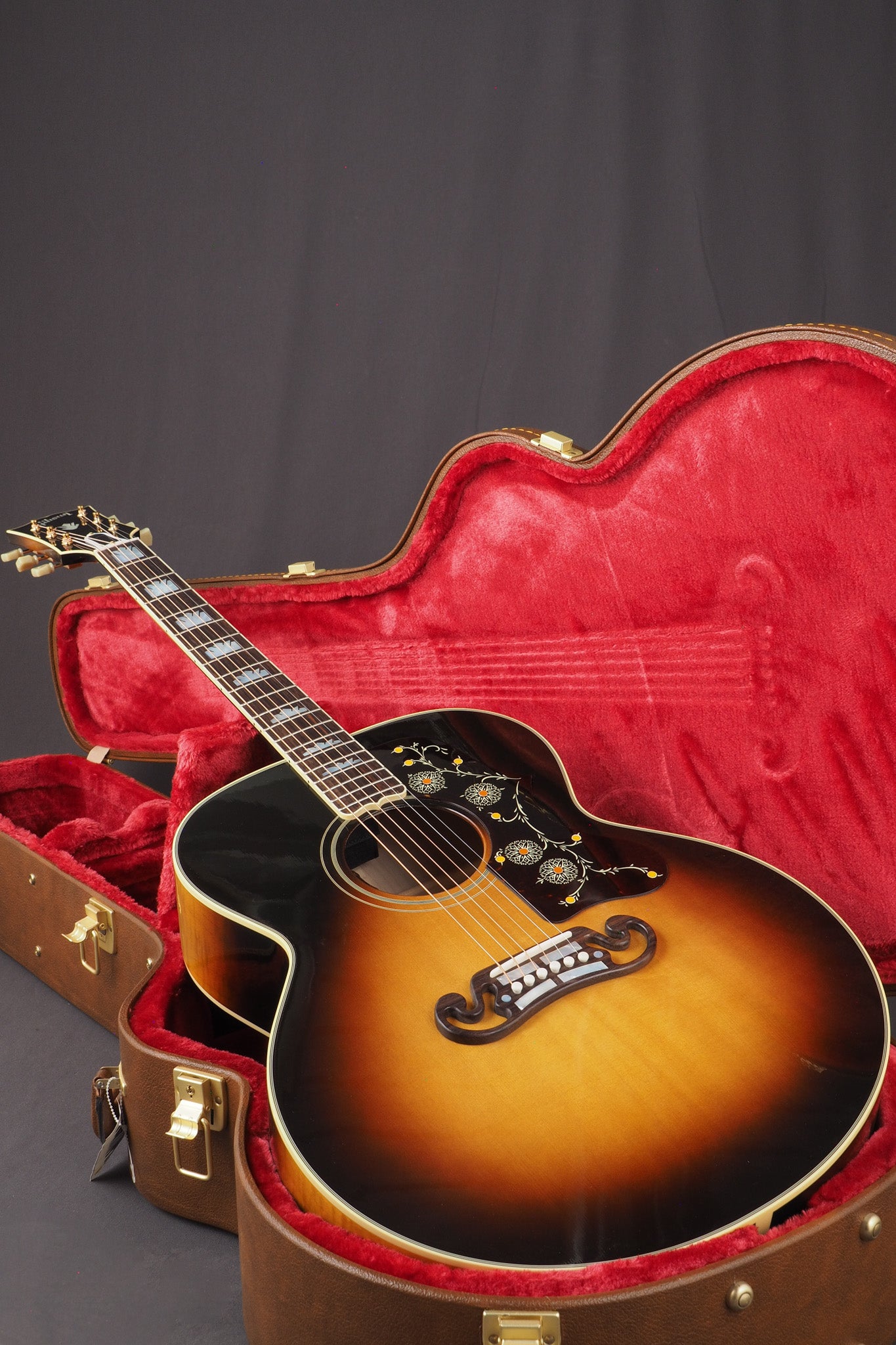 SJ-200 Standard - Vintage Sunburst