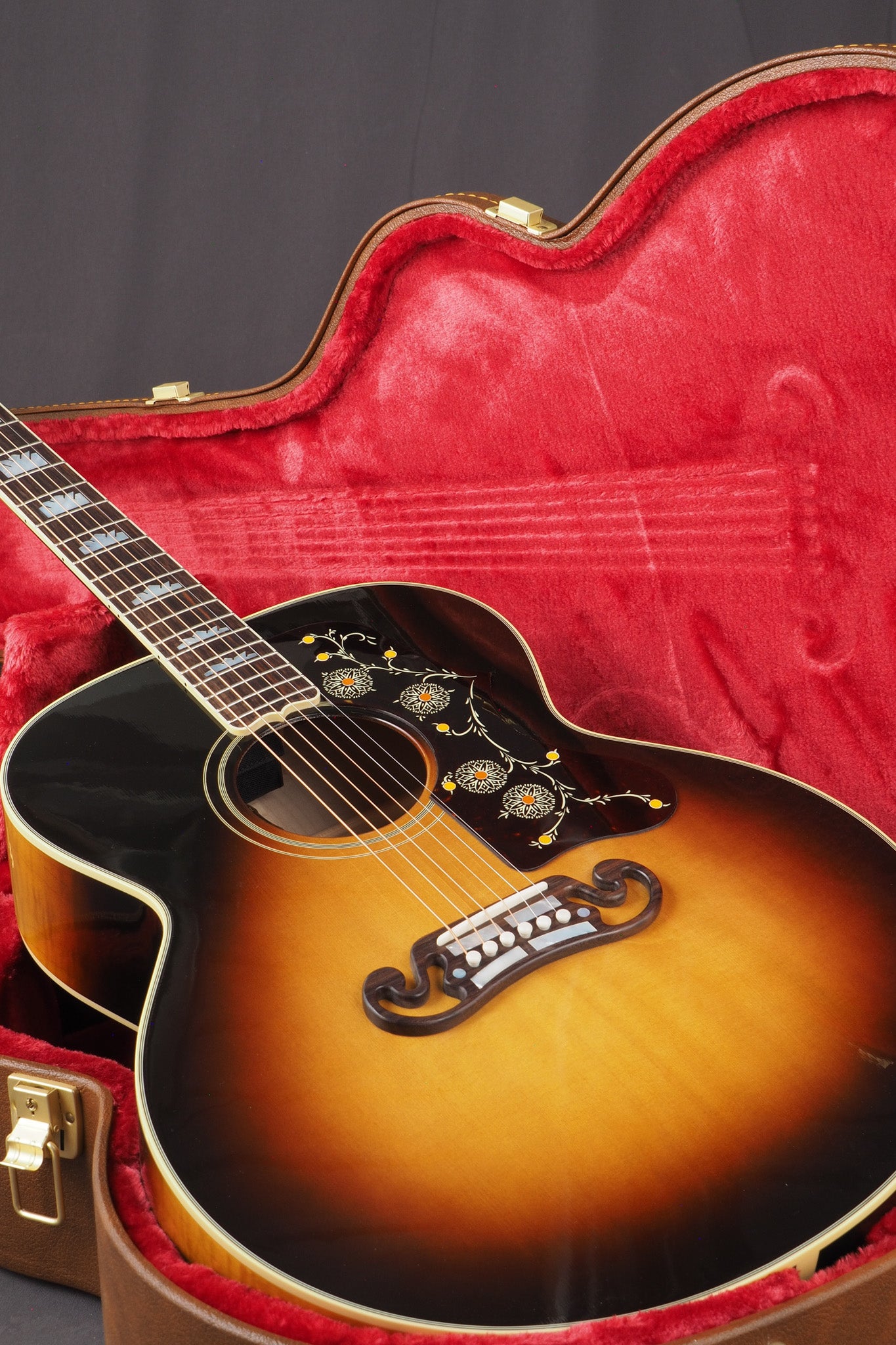 SJ-200 Standard - Vintage Sunburst