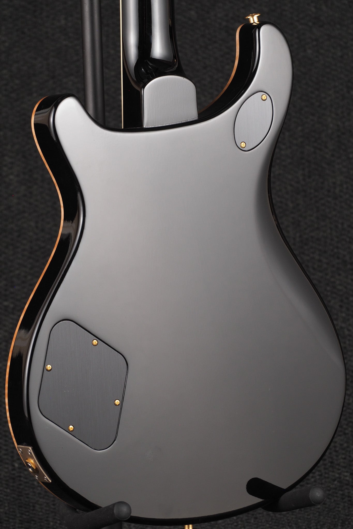 McCarty 594 10 Top - 	Purple Mist