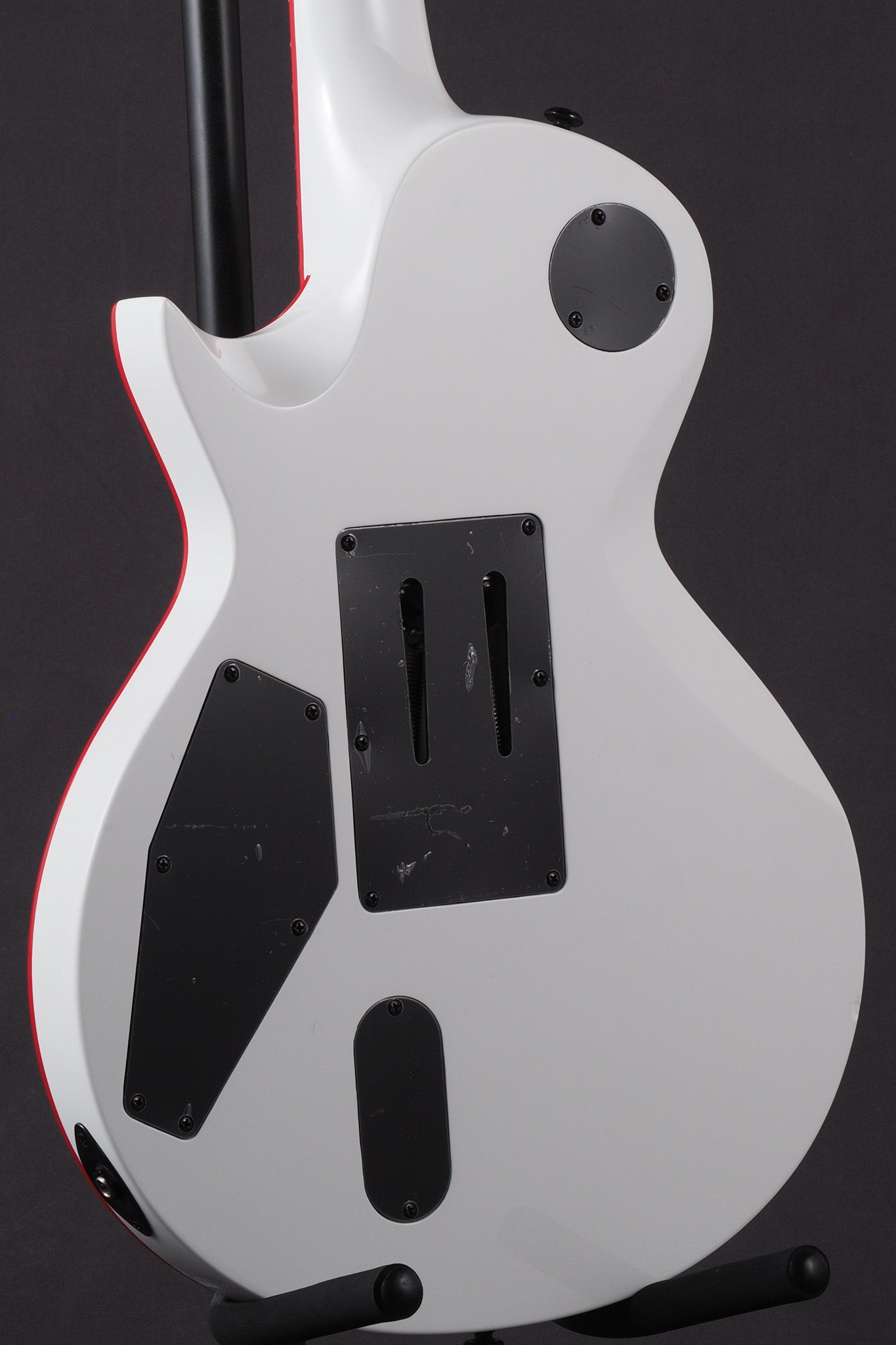 GH600 - White
