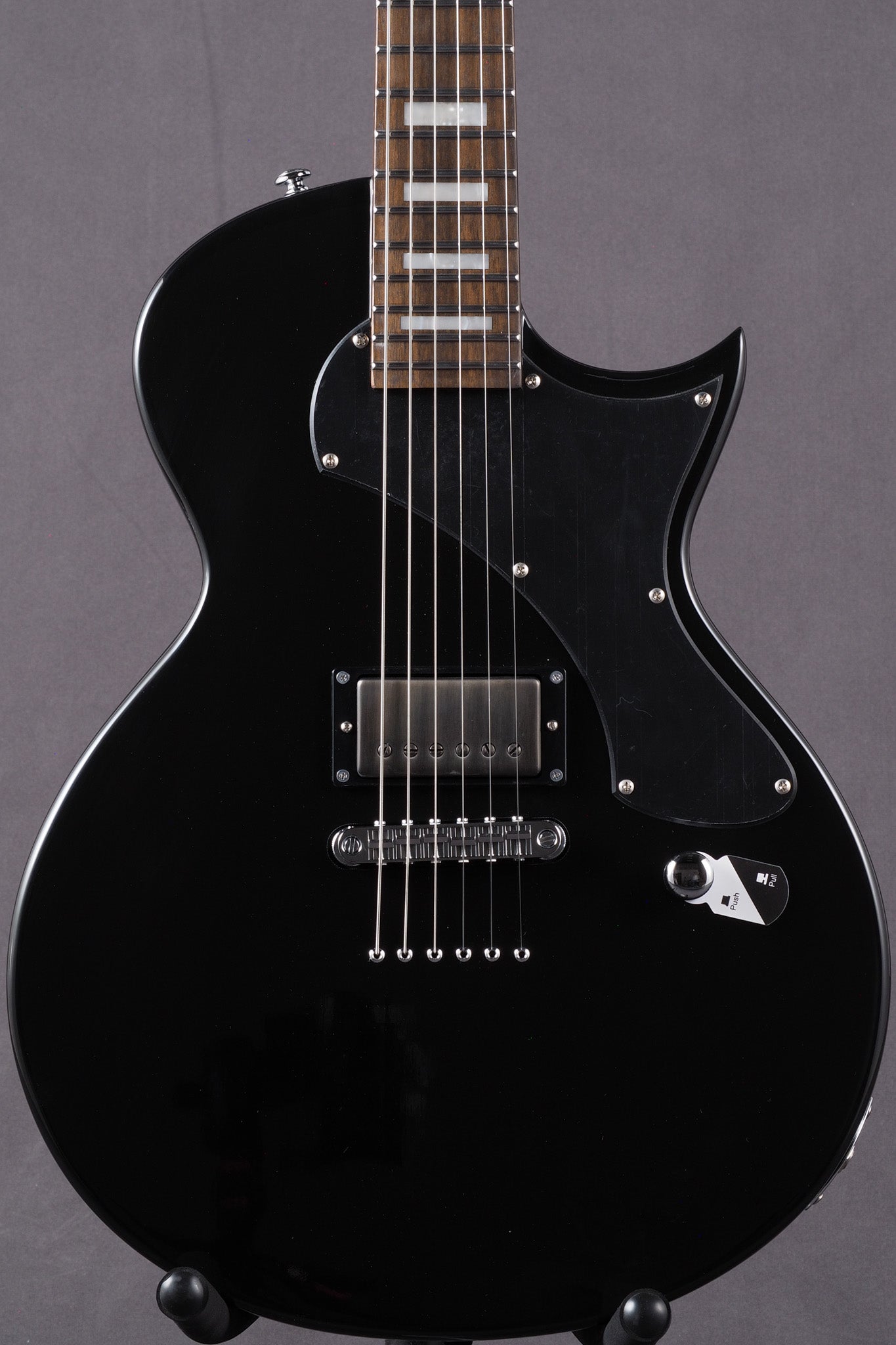 EC-01FT - Black