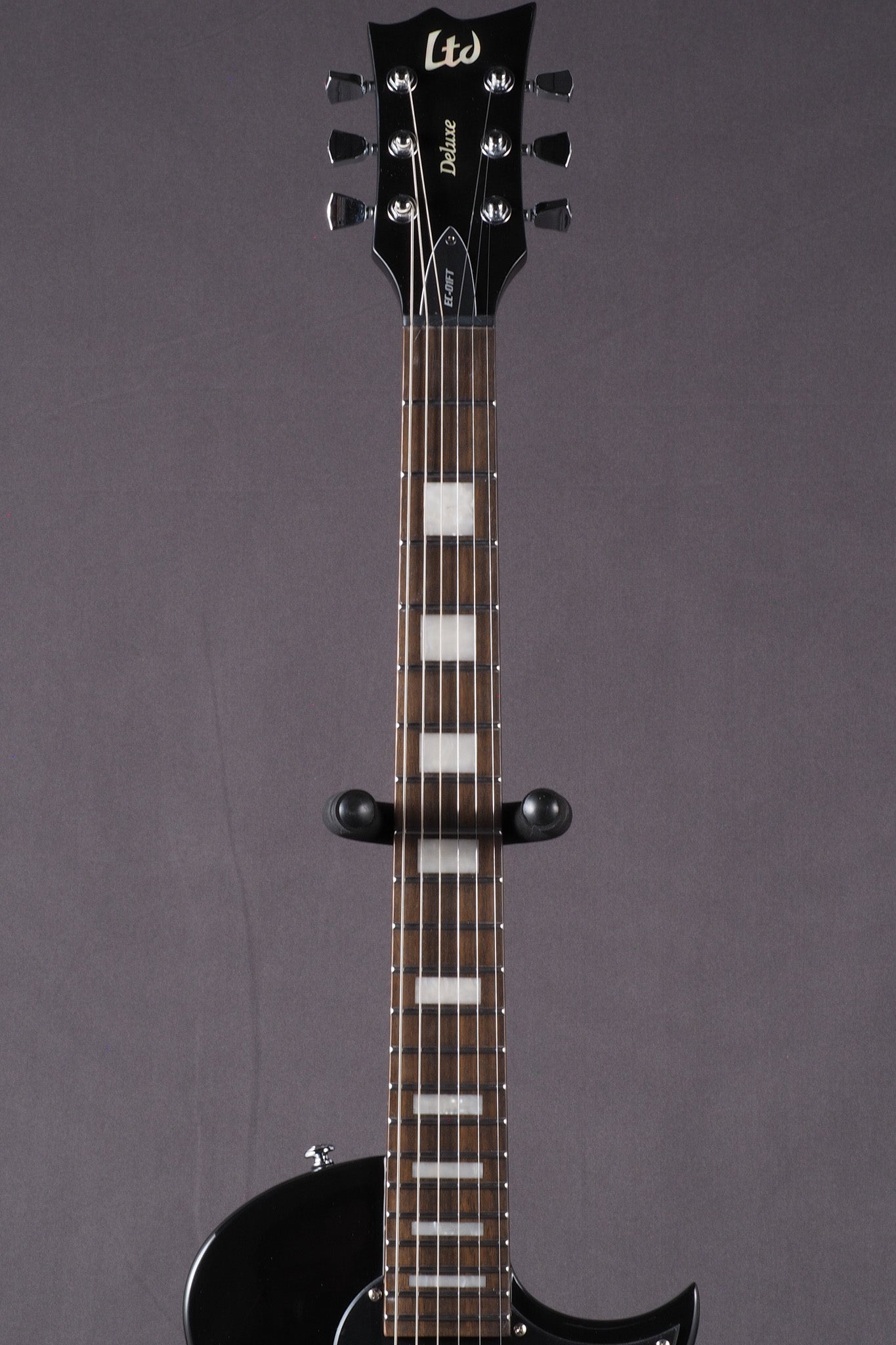 EC-01FT - Black