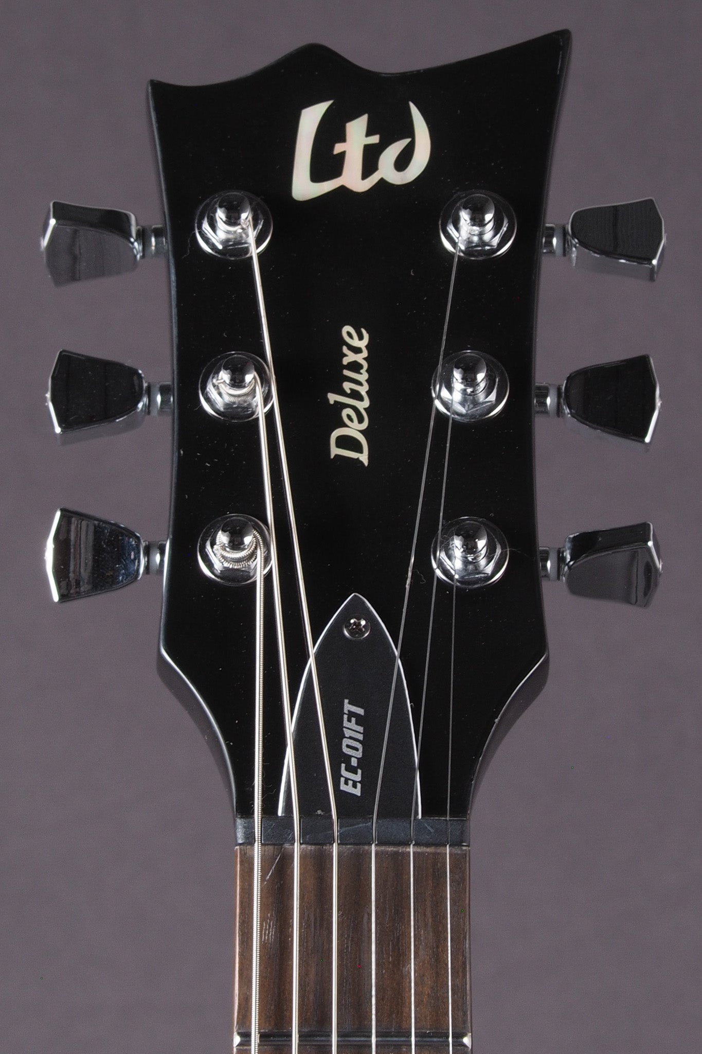 EC-01FT - Black