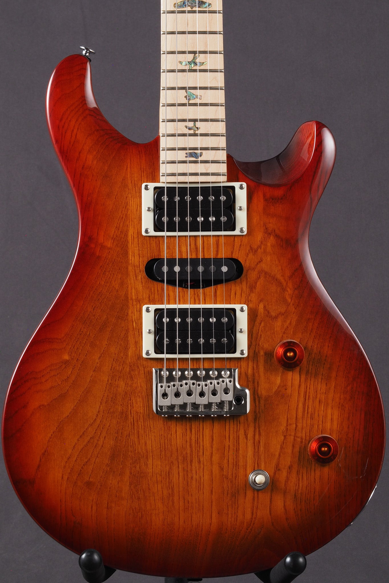 SE Special Swamp Ash - Vintage Sunburst