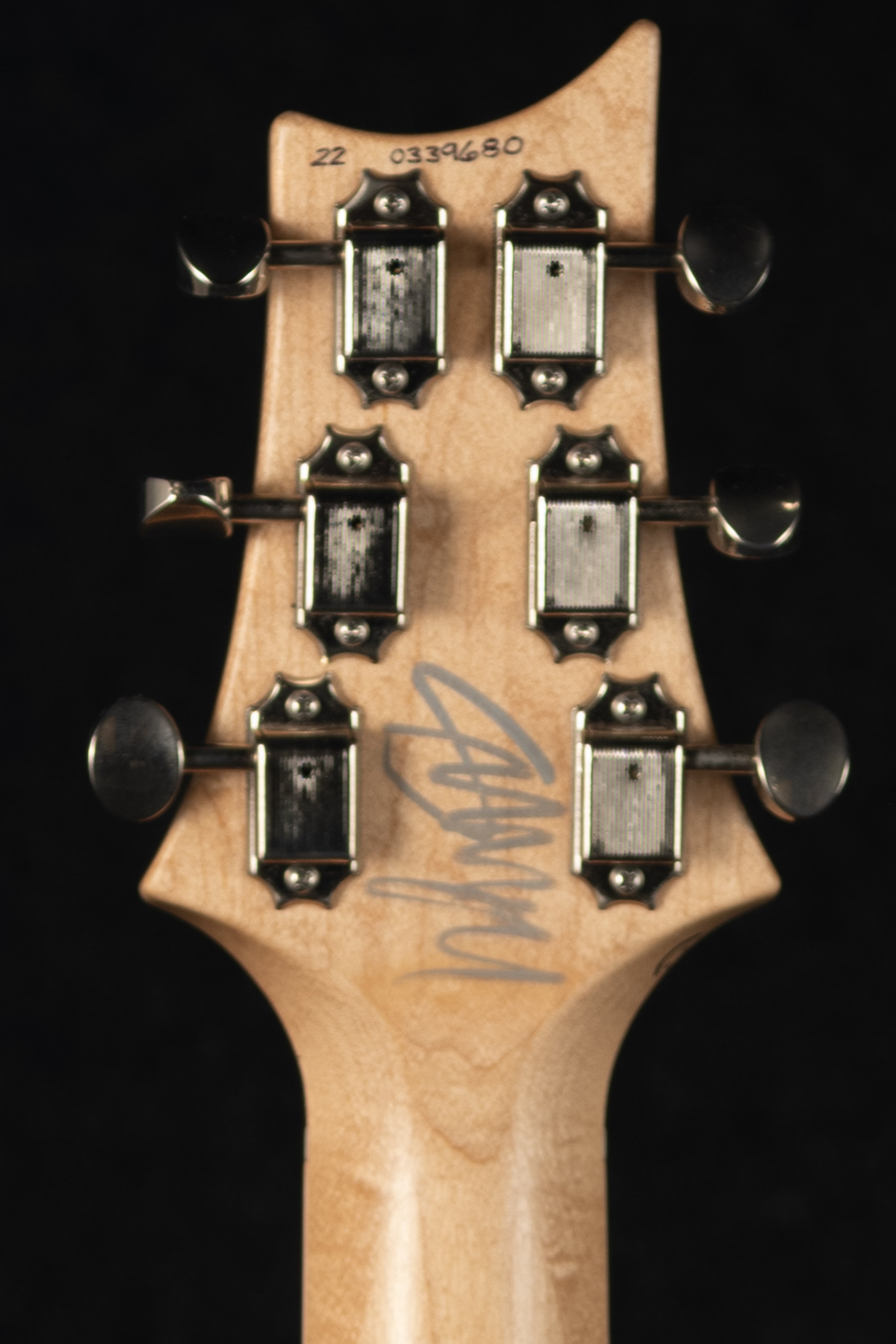 Fiore Mark Lettieri Signature