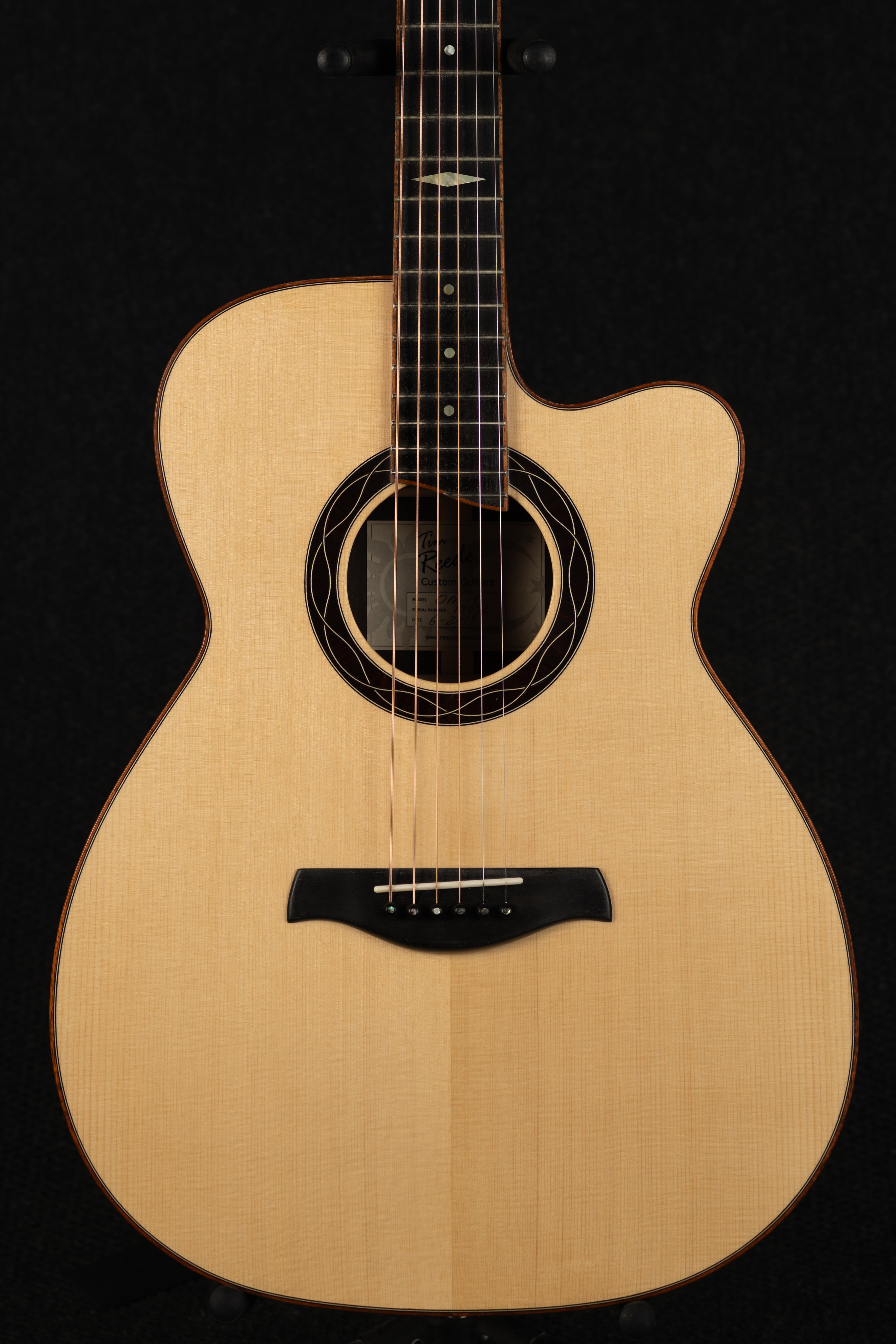 Cutaway Cocobolo Nomad