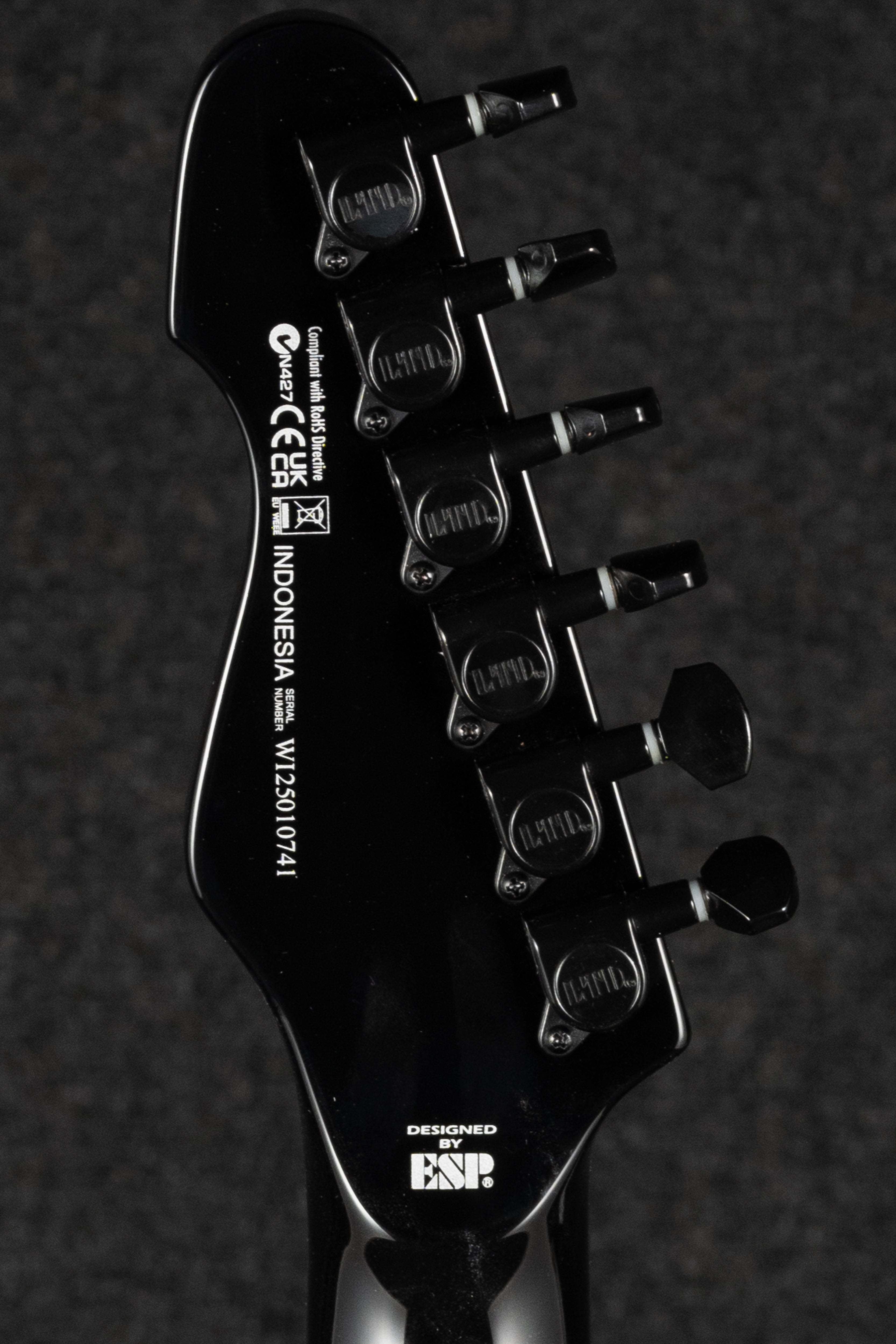 TE-200 - Black