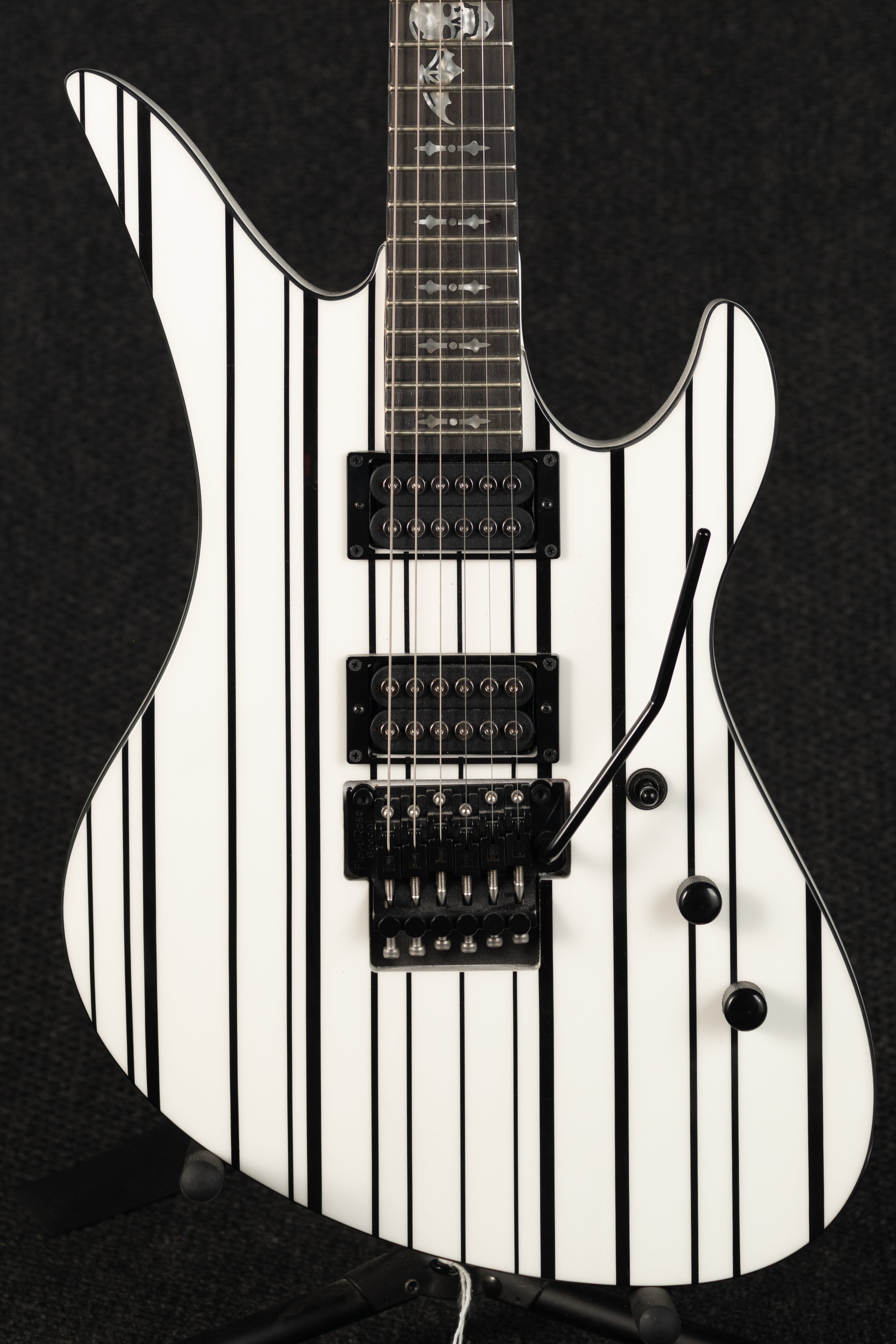 Synyster Standard