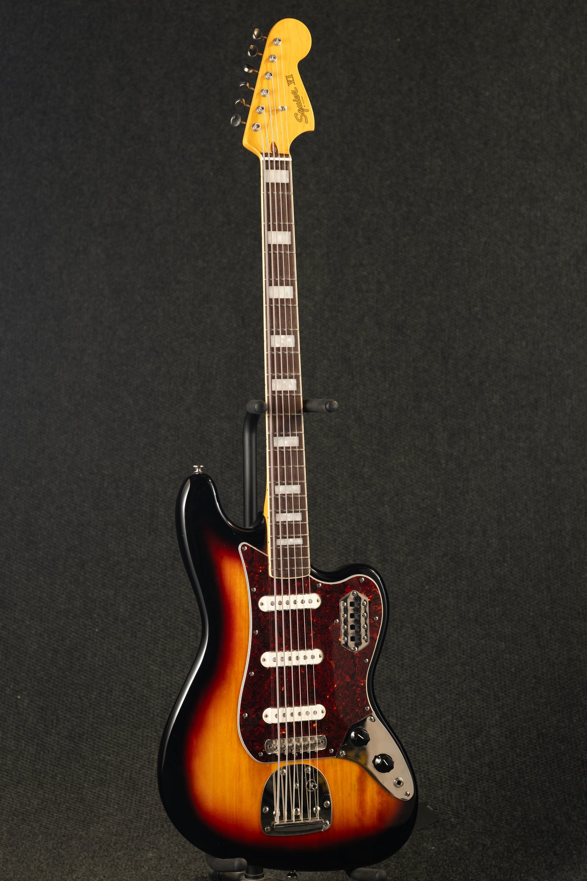 Squier Bass VI Sunburst